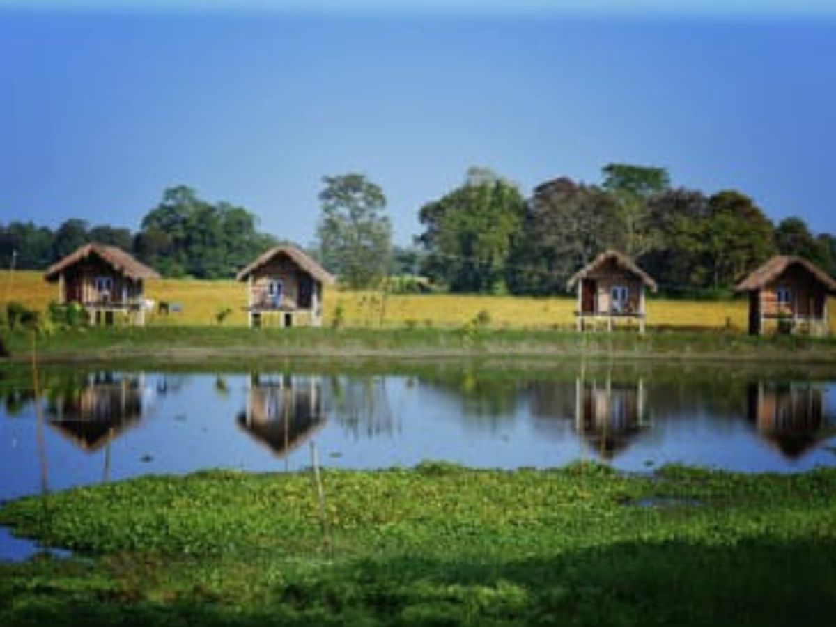 অসমৰ ১০টা আটাইতকৈ ধুনীয়া পৰ্যটন স্থান